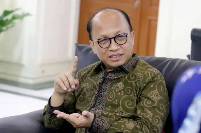 Strategi Ketenagakerjaan dalam Menghadapi Tantangan Dinamika Industri Sektor Manufaktur